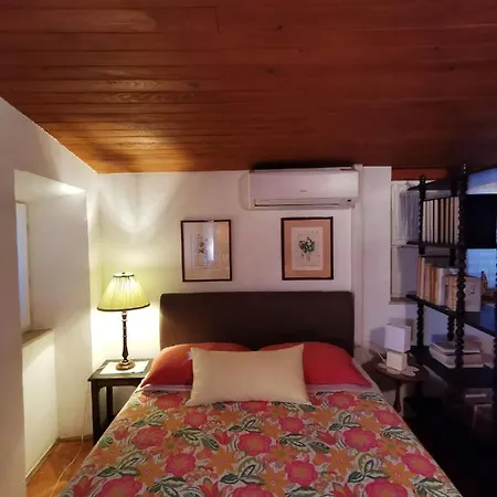 Lizaelle Apartment *